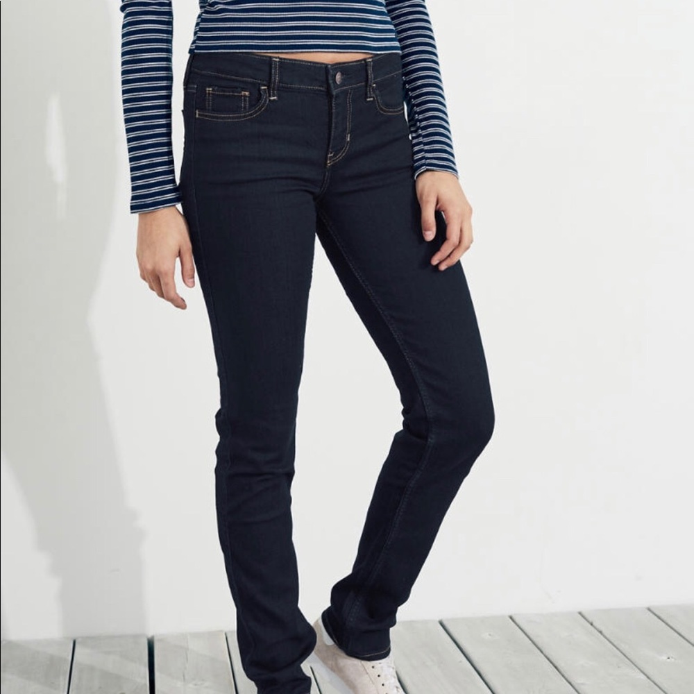 Hollister dark wash skinny jeans never worn